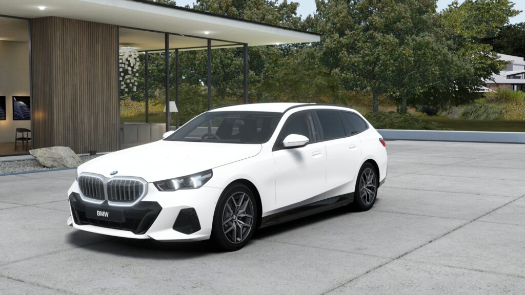 523i ツーリング M Sport アルピン・ホワイト 19インチ ブラック