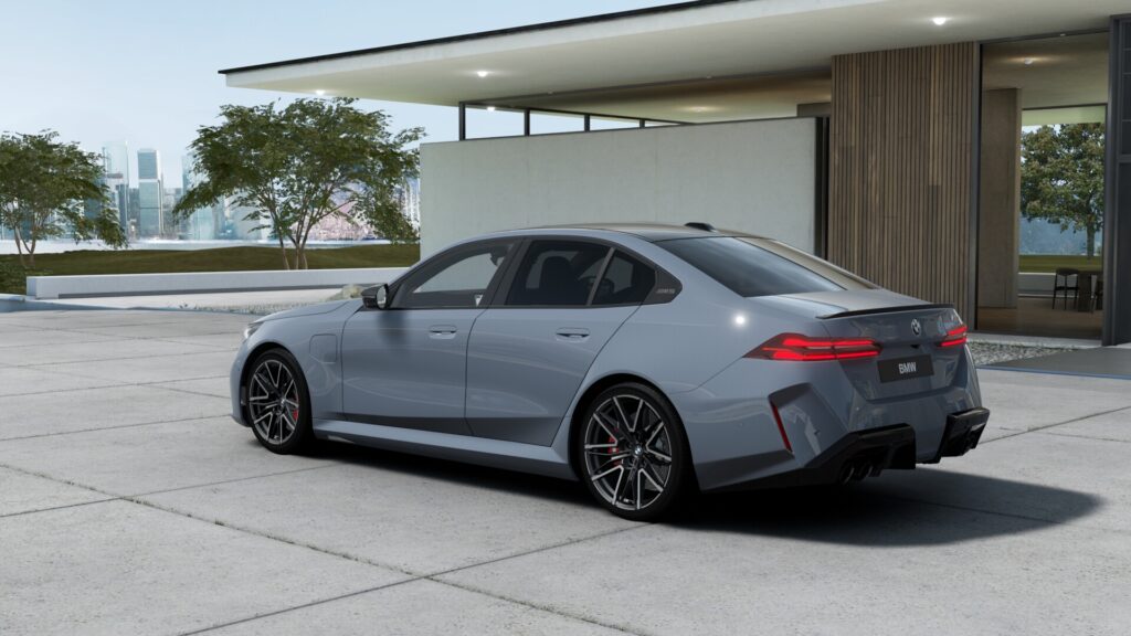 M5 セダン BMW Individual ストーム・ベイの画像1