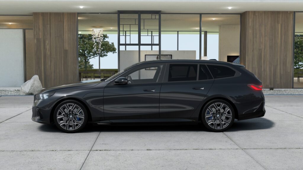 523d xDrive ツーリング M Sport ソフィスト・グレー・ブリリアント・エフェクトの画像2