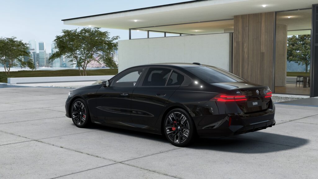 i5 M60 xDrive ブラック・サファイアの画像1
