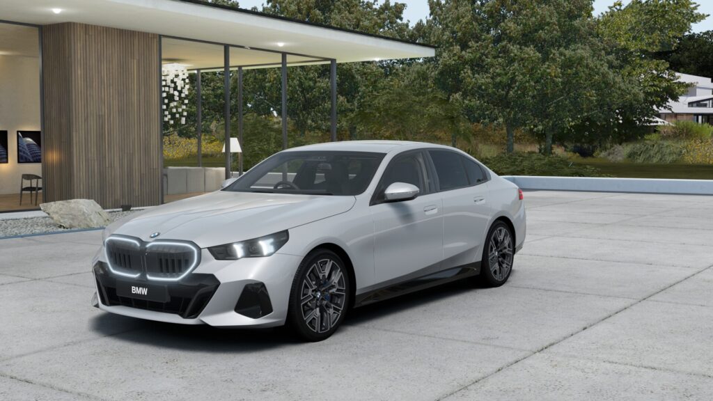 523d xDrive セダン M Sport M ブルックリン・グレー 20インチ
