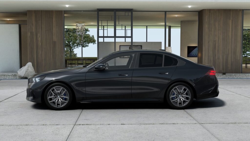 523d xDrive セダン M Sport ソフィスト・グレー・ブリリアント・エフェクトの画像2