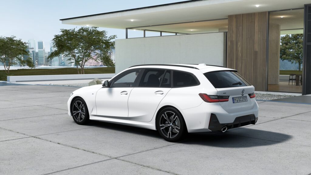 320d xDrive ツーリング M Sport アルピン・ホワイト 18インチ ブラックの画像1
