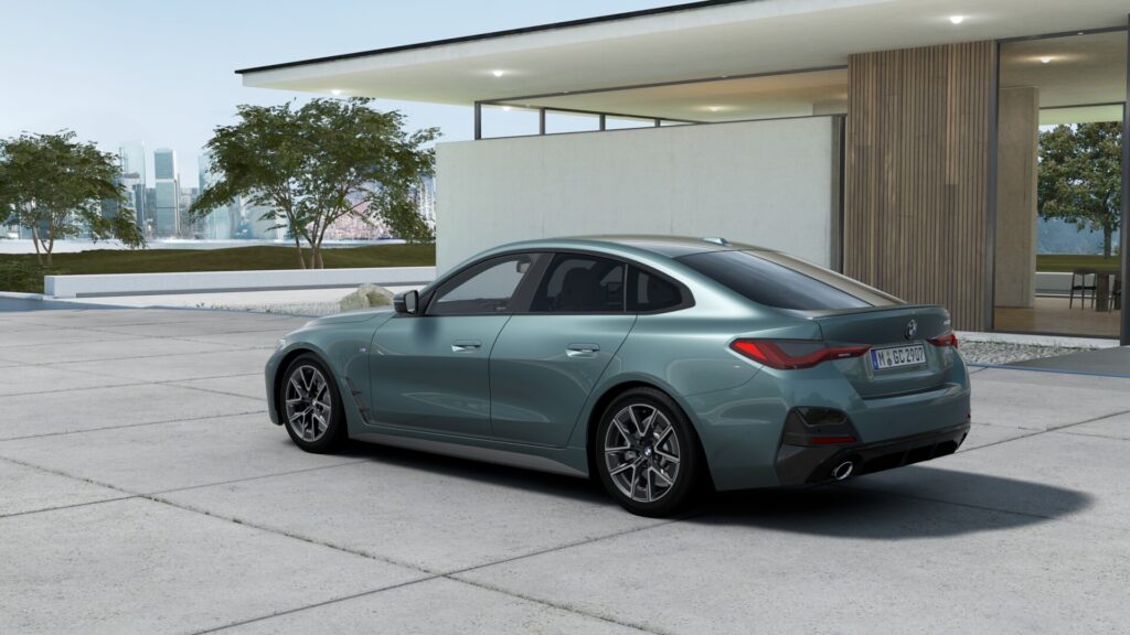 420d xDrive グラン クーペ M Sport ケープ・ヨーク・グリーンの画像1