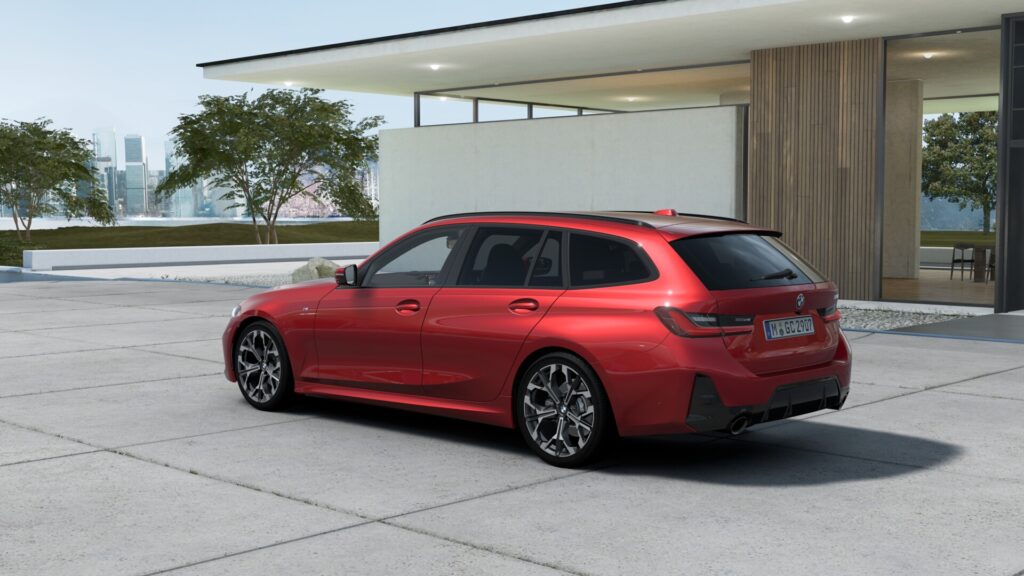 318i ツーリング Edition Shadow ファイヤー・レッドの画像1